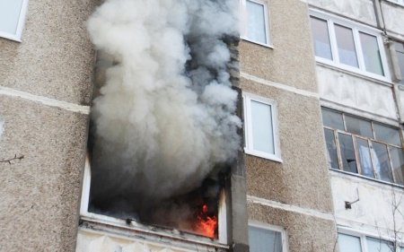 Двое чеченцев спасли пенсионерку из горящей квартиры в Москве