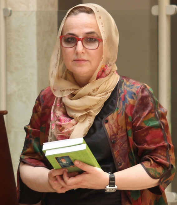 "КНИГОМАНЫ ЕЩЕ ОСТАЛИСЬ"