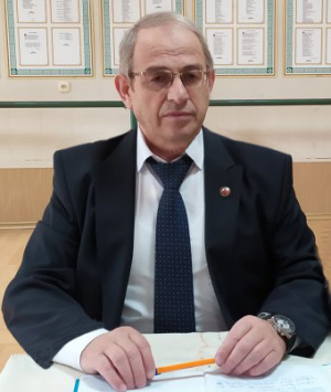 COVID-19 проник в литературное сообщество: скончался поэт Абу Уциев