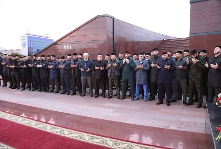 В Грозном почтили память Ахмата-Хаджи Кадырова