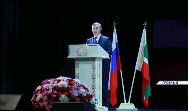 Валерий Фальков высоко оценил техническое оснащение ГГНТУ