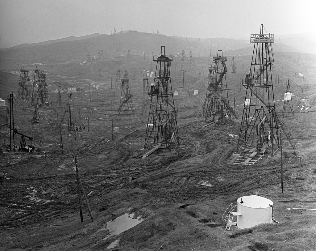 Засекреченные английские скважины, добыча нефти в ЧР и будущее чеченской нефтепромышленности: интервью с учёным