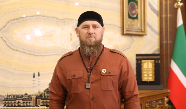 Глава ЧР поздравил мусульман с наступлением месяца Рамадан