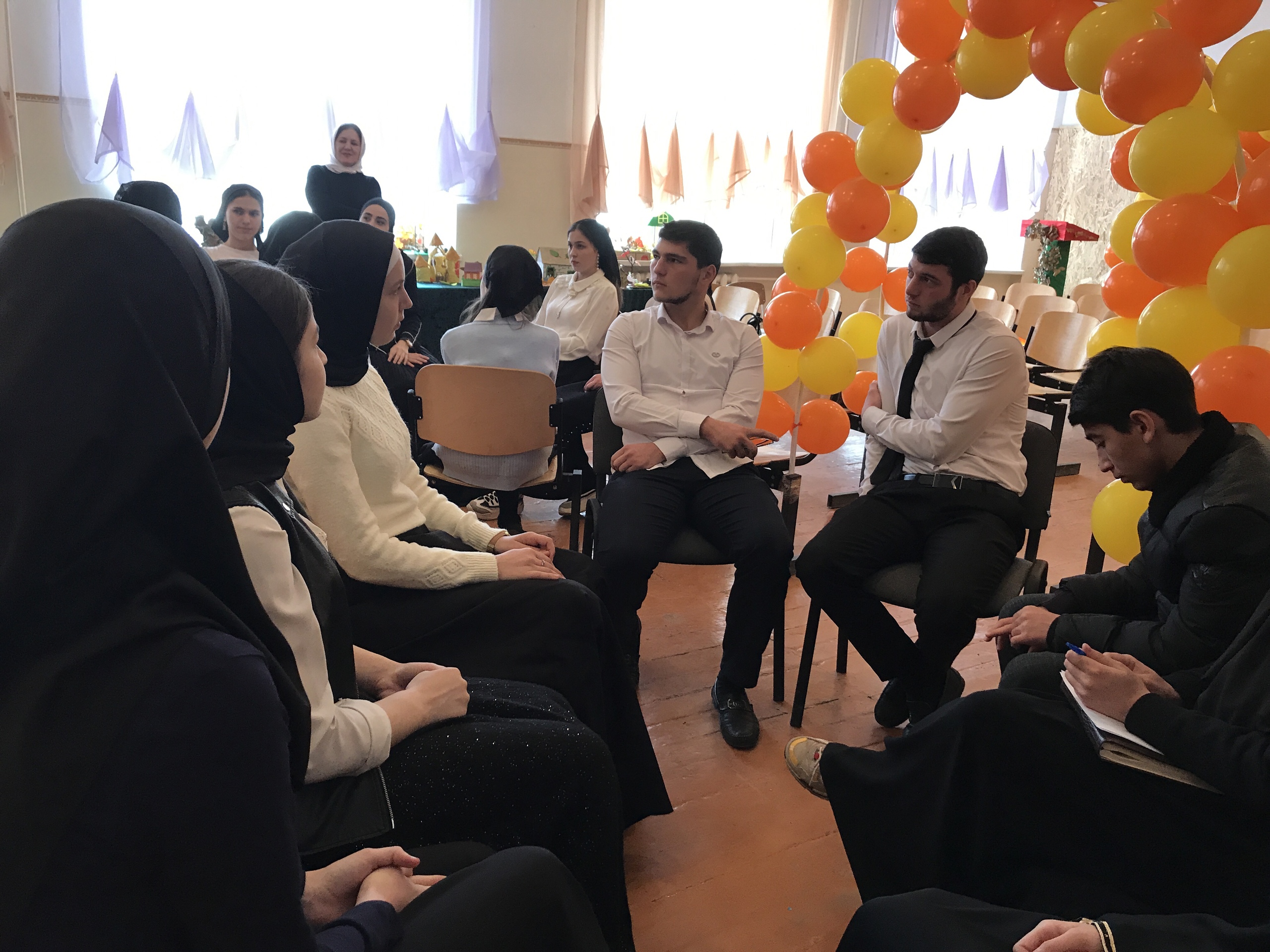 Друзья !!! Проект @youthchr_nacsovet #нацсоветчр "Я и этот м
