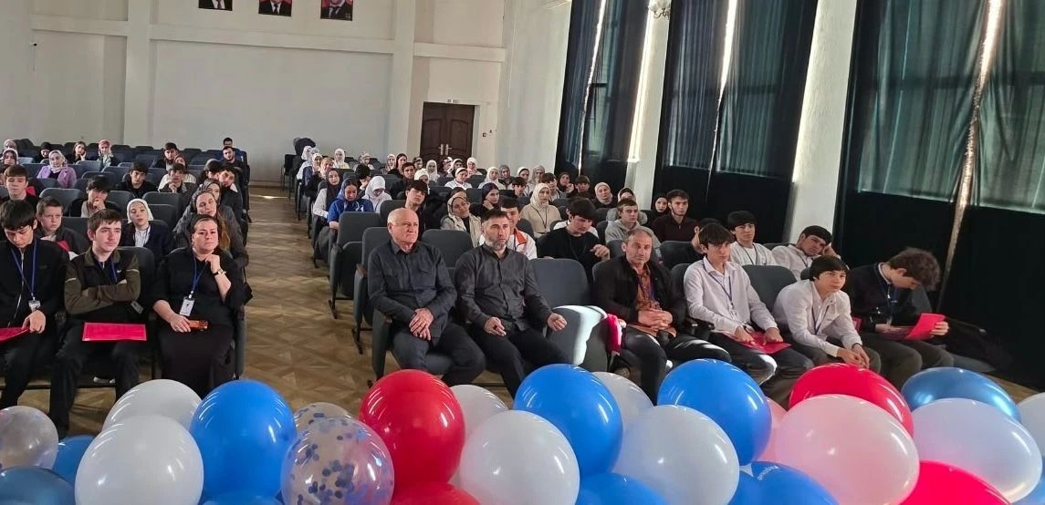 Иса Сардалов провёл рабочую встречу с начальником ЦАМО РФ