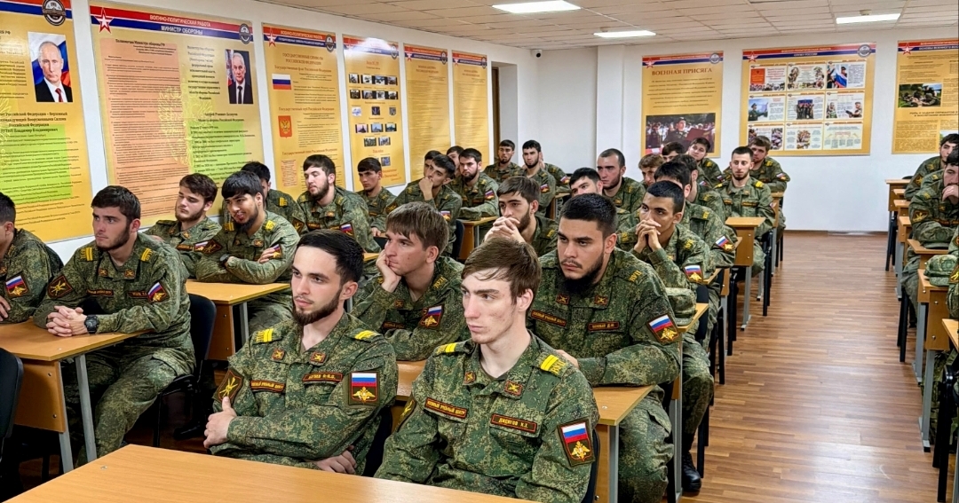 В Военном учебном центре ЧГУ прошла лекция о сущности патриотизма